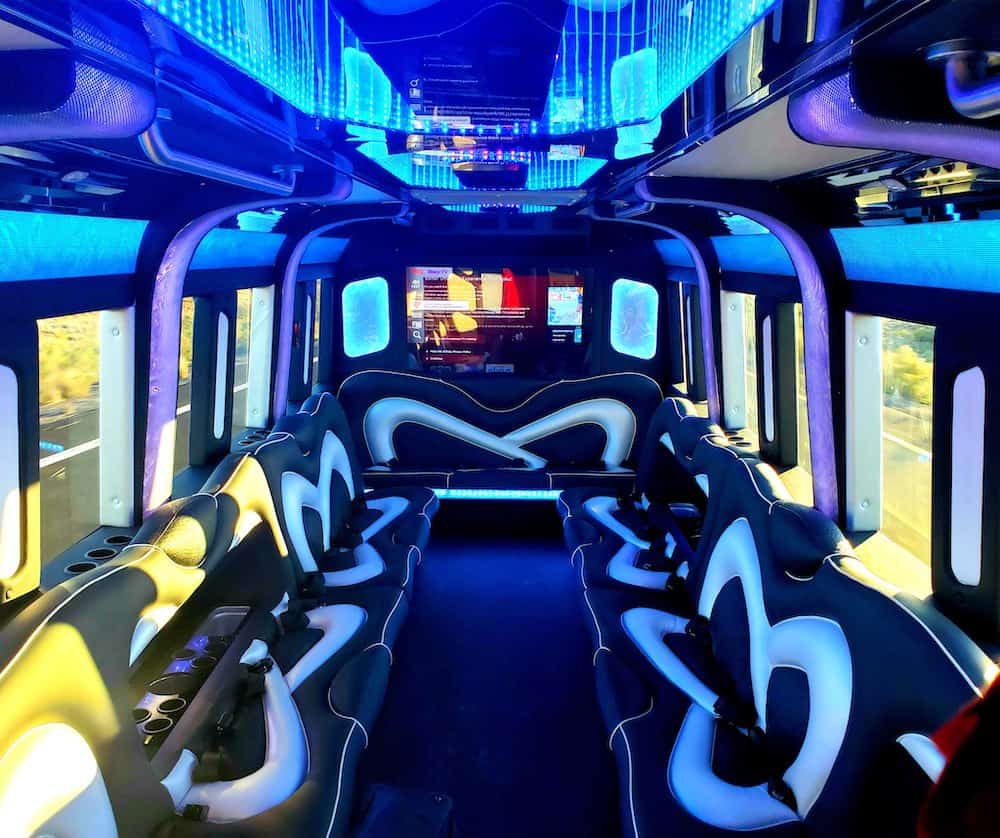 1up’n Limo interior