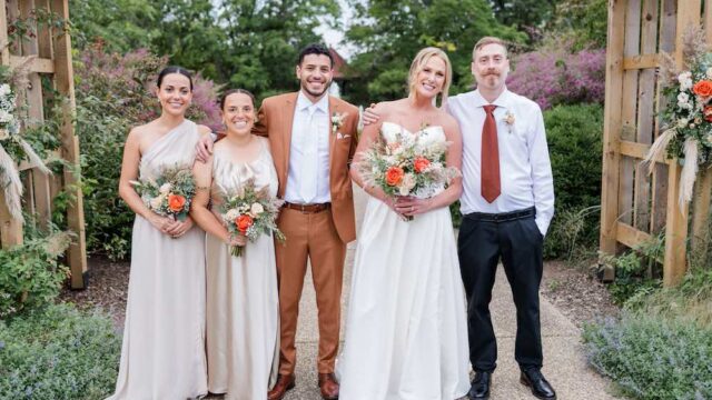 Peoria-Zoo-Bridal-Party