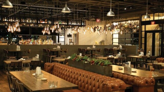 Ancho-and-Agave-Bloomington-dining-room