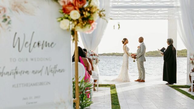 Honeymoon-Headquarters-Wedding