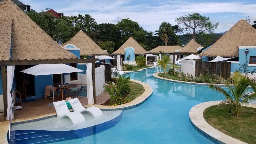 a-mazing-travels-resort