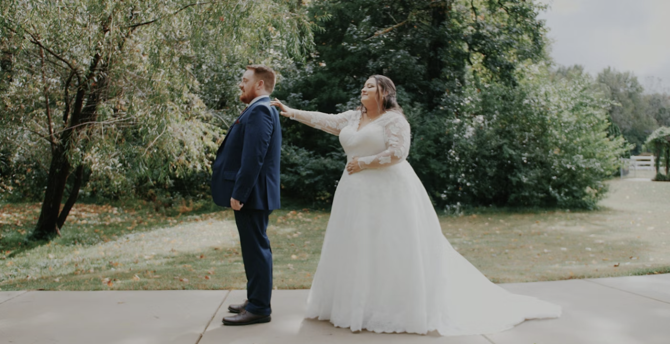 wedding-ceremony-first-look