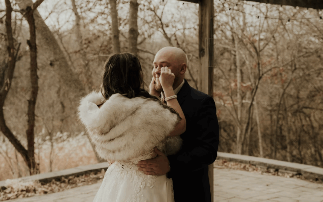 Should You Do a First Look on Your Wedding Day? Pros, Cons & Real Talk for Modern Couples