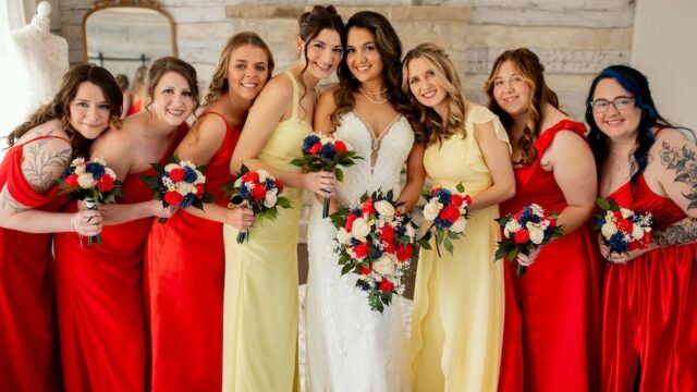 Flutttering-Blooms-wedding